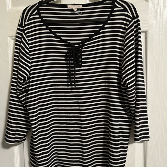 Dress Barn Established 1962 Size 1X Black And White Striped Shirt Lace Up Neck - Picture 4 of 6